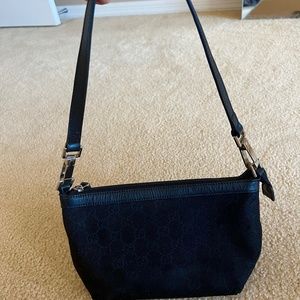 Authentic! Black Vintage Gucci shoulder bag
